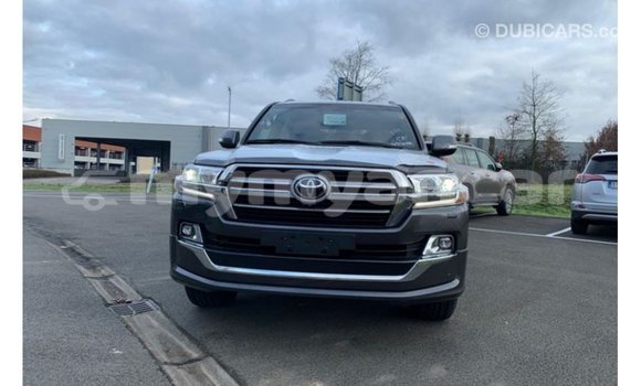 Buy Import Toyota Land Cruiser Black Car in Import - Dubai in Ayeyarwady Buy Import Toyota Land Cruiser Black Car in Import - Dubai in Ayeyarwady