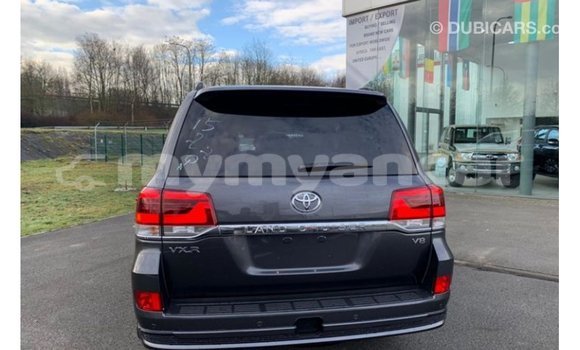 Buy Import Toyota Land Cruiser Black Car in Import - Dubai in Ayeyarwady Buy Import Toyota Land Cruiser Black Car in Import - Dubai in Ayeyarwady