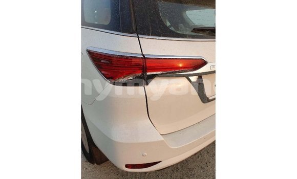 Buy Import Toyota Fortuner White Car in Import - Dubai in Ayeyarwady Buy Import Toyota Fortuner White Car in Import - Dubai in Ayeyarwady