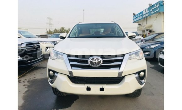 Buy Import Toyota Fortuner White Car in Import - Dubai in Ayeyarwady Buy Import Toyota Fortuner White Car in Import - Dubai in Ayeyarwady
