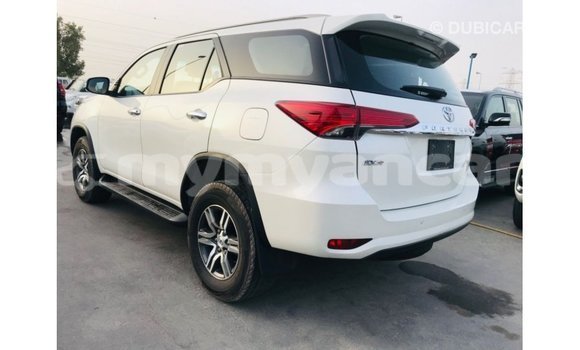 Buy Import Toyota Fortuner White Car in Import - Dubai in Ayeyarwady Buy Import Toyota Fortuner White Car in Import - Dubai in Ayeyarwady