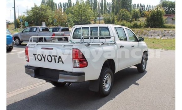 Acheter Import Voiture Toyota Hilux Blanc à Import - Dubai, #<Region:0x000000000c5121b8> Acheter Import Voiture Toyota Hilux Blanc à Import - Dubai, #<Region:0x000000000c5121b8>