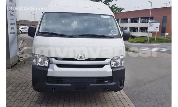 Buy Import Toyota Hiace White Car in Import - Dubai in Ayeyarwady Buy Import Toyota Hiace White Car in Import - Dubai in Ayeyarwady