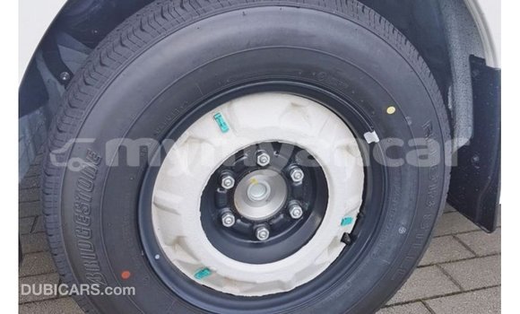 Buy Import Toyota Hiace White Car in Import - Dubai in Ayeyarwady Buy Import Toyota Hiace White Car in Import - Dubai in Ayeyarwady