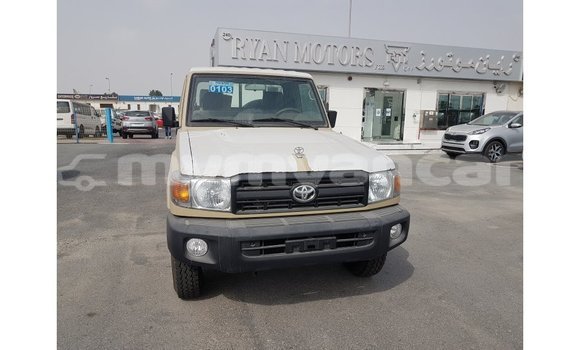 Buy Import Toyota Land Cruiser Beige Car in Import - Dubai in Ayeyarwady Buy Import Toyota Land Cruiser Beige Car in Import - Dubai in Ayeyarwady