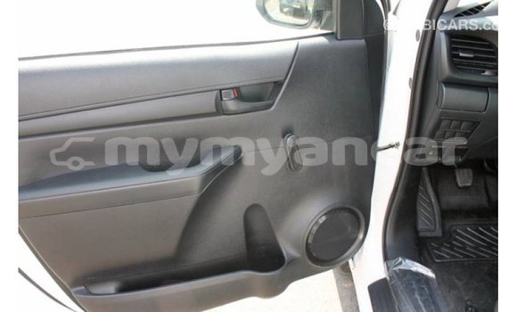 Buy Import Toyota Hilux White Car in Import - Dubai in Ayeyarwady Buy Import Toyota Hilux White Car in Import - Dubai in Ayeyarwady