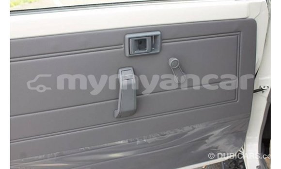 Buy Import Toyota Land Cruiser White Car in Import - Dubai in Ayeyarwady Buy Import Toyota Land Cruiser White Car in Import - Dubai in Ayeyarwady