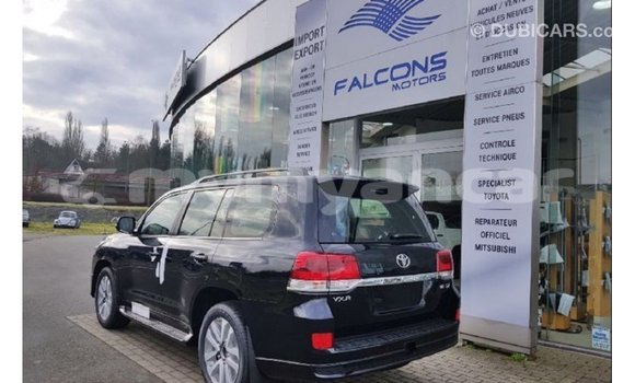 Buy Import Toyota Land Cruiser Black Car in Import - Dubai in Ayeyarwady Buy Import Toyota Land Cruiser Black Car in Import - Dubai in Ayeyarwady