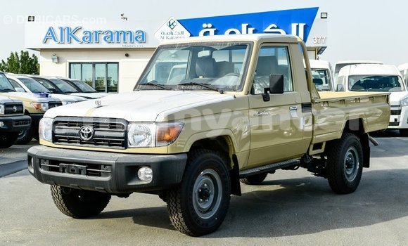 Buy Import Toyota Land Cruiser Beige Car in Import - Dubai in Ayeyarwady Buy Import Toyota Land Cruiser Beige Car in Import - Dubai in Ayeyarwady