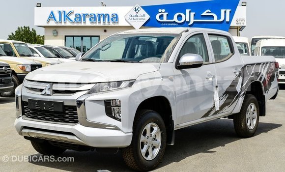 Buy Import Mitsubishi L200 White Car in Import - Dubai in Ayeyarwady Buy Import Mitsubishi L200 White Car in Import - Dubai in Ayeyarwady