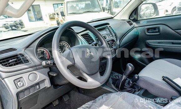 Buy Import Mitsubishi L200 White Car in Import - Dubai in Ayeyarwady Buy Import Mitsubishi L200 White Car in Import - Dubai in Ayeyarwady
