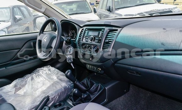 Buy Import Mitsubishi L200 White Car in Import - Dubai in Ayeyarwady Buy Import Mitsubishi L200 White Car in Import - Dubai in Ayeyarwady