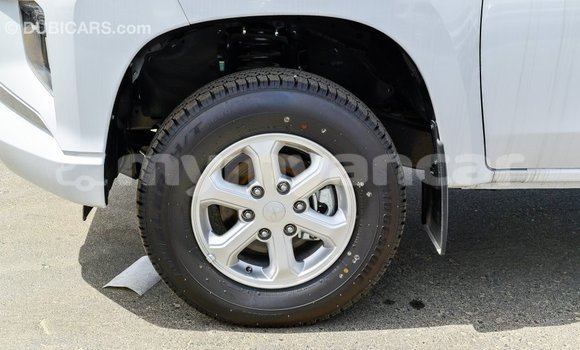 Buy Import Mitsubishi L200 White Car in Import - Dubai in Ayeyarwady Buy Import Mitsubishi L200 White Car in Import - Dubai in Ayeyarwady