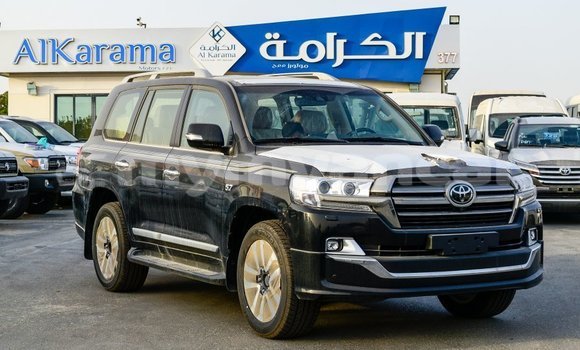Buy Import Toyota Land Cruiser Black Car in Import - Dubai in Ayeyarwady Buy Import Toyota Land Cruiser Black Car in Import - Dubai in Ayeyarwady