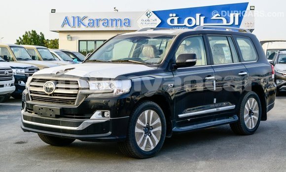 Buy Import Toyota Land Cruiser Black Car in Import - Dubai in Ayeyarwady Buy Import Toyota Land Cruiser Black Car in Import - Dubai in Ayeyarwady