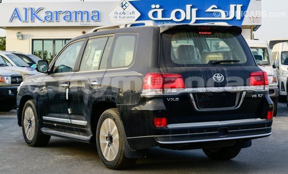 Buy Import Toyota Land Cruiser Black Car in Import - Dubai in Ayeyarwady Buy Import Toyota Land Cruiser Black Car in Import - Dubai in Ayeyarwady