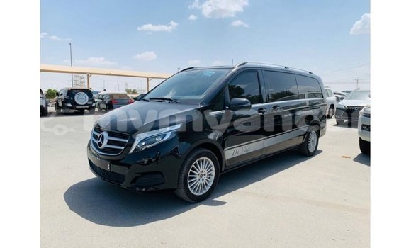 Buy Import Mercedes-Benz Viano Black Car in Import - Dubai in Ayeyarwady Buy Import Mercedes-Benz Viano Black Car in Import - Dubai in Ayeyarwady