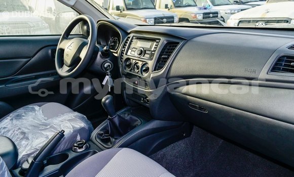 Buy Import Mitsubishi L200 White Car in Import - Dubai in Ayeyarwady Buy Import Mitsubishi L200 White Car in Import - Dubai in Ayeyarwady