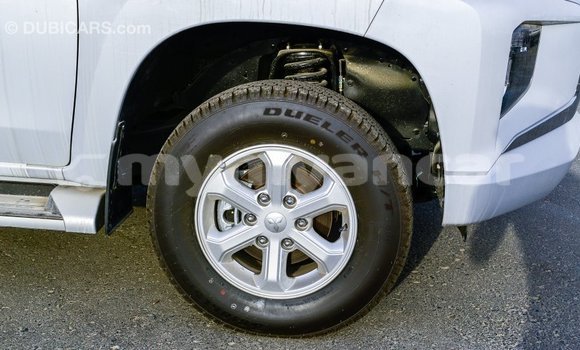 Buy Import Mitsubishi L200 White Car in Import - Dubai in Ayeyarwady Buy Import Mitsubishi L200 White Car in Import - Dubai in Ayeyarwady