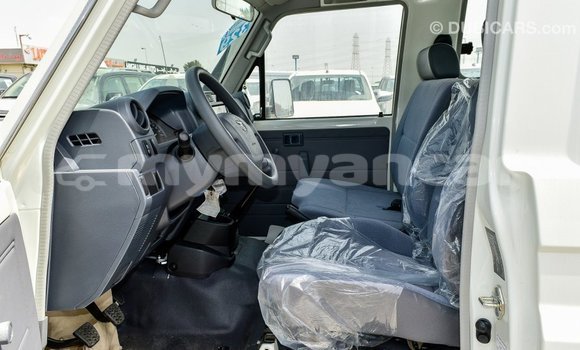 Buy Import Toyota Land Cruiser White Car in Import - Dubai in Ayeyarwady Buy Import Toyota Land Cruiser White Car in Import - Dubai in Ayeyarwady