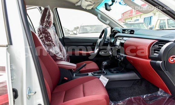 Buy Import Toyota Hilux White Car in Import - Dubai in Ayeyarwady Buy Import Toyota Hilux White Car in Import - Dubai in Ayeyarwady