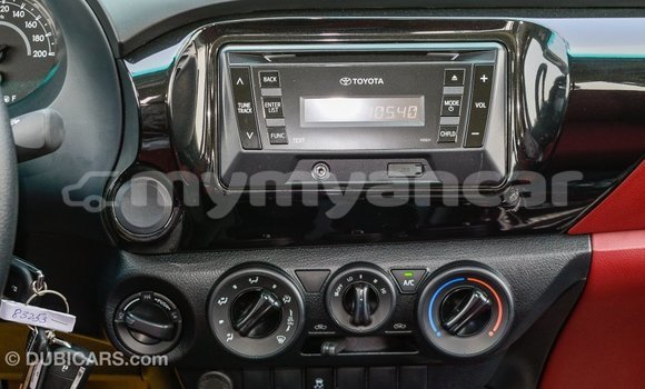 Buy Import Toyota Hilux White Car in Import - Dubai in Ayeyarwady Buy Import Toyota Hilux White Car in Import - Dubai in Ayeyarwady