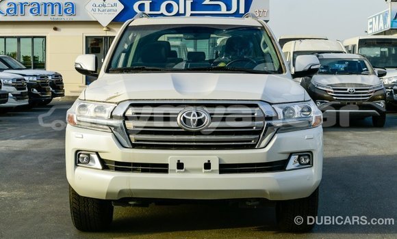 Buy Import Toyota Land Cruiser White Car in Import - Dubai in Ayeyarwady Buy Import Toyota Land Cruiser White Car in Import - Dubai in Ayeyarwady