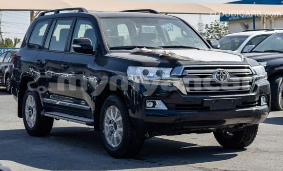 Buy Import Toyota Land Cruiser Black Car in Import - Dubai in Ayeyarwady Buy Import Toyota Land Cruiser Black Car in Import - Dubai in Ayeyarwady