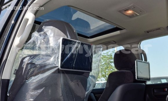 Buy Import Toyota Land Cruiser Black Car in Import - Dubai in Ayeyarwady Buy Import Toyota Land Cruiser Black Car in Import - Dubai in Ayeyarwady
