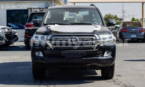 Buy Import Toyota Land Cruiser Black Car in Import - Dubai in Ayeyarwady Buy Import Toyota Land Cruiser Black Car in Import - Dubai in Ayeyarwady