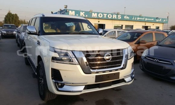 Buy Import Nissan Patrol White Car in Import - Dubai in Ayeyarwady Buy Import Nissan Patrol White Car in Import - Dubai in Ayeyarwady