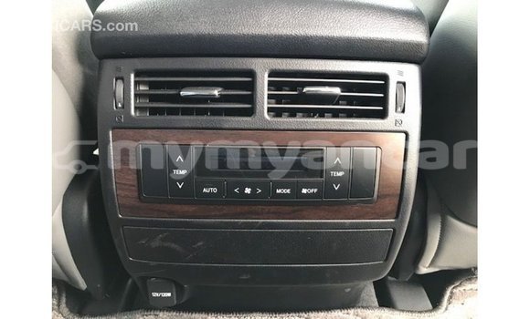 Buy Import Toyota Land Cruiser White Car in Import - Dubai in Ayeyarwady Buy Import Toyota Land Cruiser White Car in Import - Dubai in Ayeyarwady