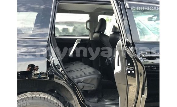 သွင်းကုန် Toyota Prado Black ကား Import - Dubai Ayeyarwady သွင်းကုန် Toyota Prado Black ကား Import - Dubai Ayeyarwady
