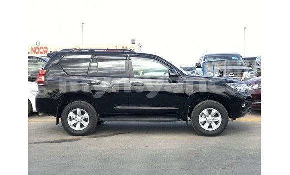 သွင်းကုန် Toyota Prado Black ကား Import - Dubai Ayeyarwady သွင်းကုန် Toyota Prado Black ကား Import - Dubai Ayeyarwady
