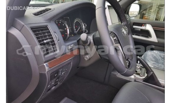 Buy Import Toyota Land Cruiser Other Car in Import - Dubai in Ayeyarwady Buy Import Toyota Land Cruiser Other Car in Import - Dubai in Ayeyarwady