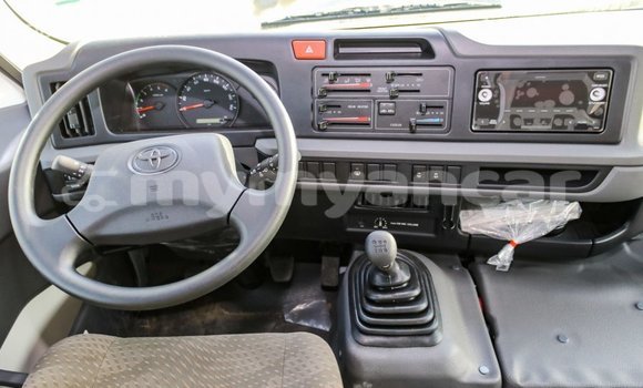 Buy Import Toyota Coaster White Car in Import - Dubai in Ayeyarwady Buy Import Toyota Coaster White Car in Import - Dubai in Ayeyarwady