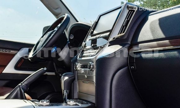 Buy Import Toyota Land Cruiser Black Car in Import - Dubai in Ayeyarwady Buy Import Toyota Land Cruiser Black Car in Import - Dubai in Ayeyarwady