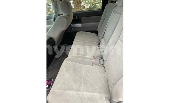 Buy Import Toyota Sequoia White Car in Import - Dubai in Ayeyarwady Buy Import Toyota Sequoia White Car in Import - Dubai in Ayeyarwady