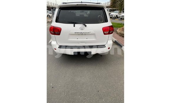 Buy Import Toyota Sequoia White Car in Import - Dubai in Ayeyarwady Buy Import Toyota Sequoia White Car in Import - Dubai in Ayeyarwady