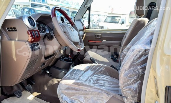 Buy Import Toyota Land Cruiser Beige Car in Import - Dubai in Ayeyarwady Buy Import Toyota Land Cruiser Beige Car in Import - Dubai in Ayeyarwady