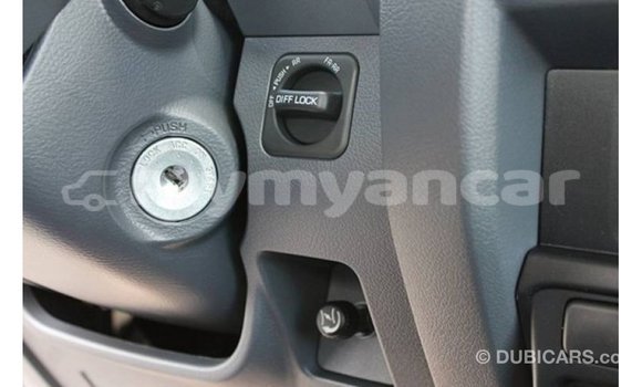 Buy Import Toyota Land Cruiser White Car in Import - Dubai in Ayeyarwady Buy Import Toyota Land Cruiser White Car in Import - Dubai in Ayeyarwady
