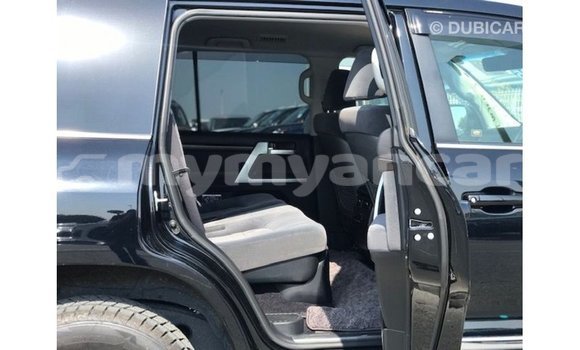 Buy Import Toyota Land Cruiser Black Car in Import - Dubai in Ayeyarwady Buy Import Toyota Land Cruiser Black Car in Import - Dubai in Ayeyarwady