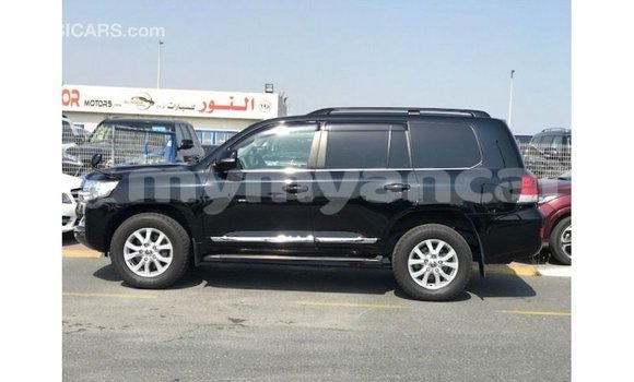 Buy Import Toyota Land Cruiser Black Car in Import - Dubai in Ayeyarwady Buy Import Toyota Land Cruiser Black Car in Import - Dubai in Ayeyarwady