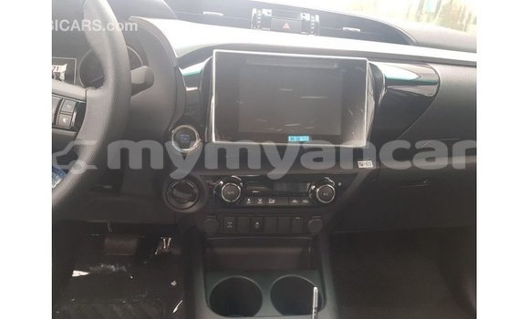 Buy Import Toyota Hilux Other Car in Import - Dubai in Ayeyarwady Buy Import Toyota Hilux Other Car in Import - Dubai in Ayeyarwady