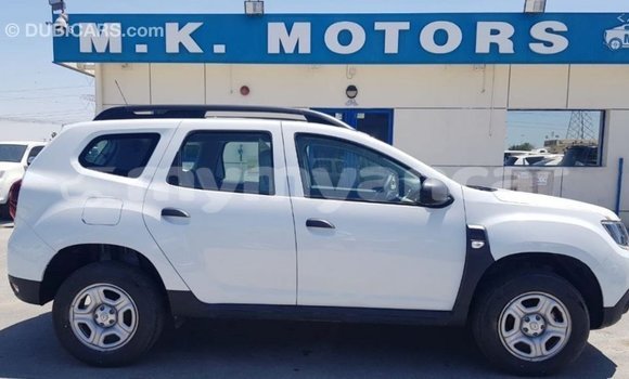 သွင်းကုန် Renault Duster White ကား Import - Dubai Ayeyarwady သွင်းကုန် Renault Duster White ကား Import - Dubai Ayeyarwady