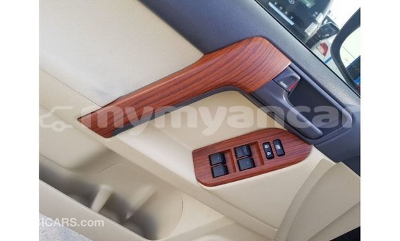 သွင်းကုန် Toyota Prado Black ကား Import - Dubai Ayeyarwady သွင်းကုန် Toyota Prado Black ကား Import - Dubai Ayeyarwady