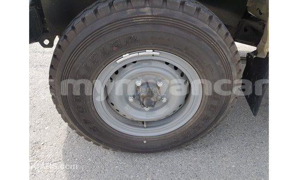 သွင်းကုန် Toyota Land Cruiser Beige ကား Import - Dubai Ayeyarwady သွင်းကုန် Toyota Land Cruiser Beige ကား Import - Dubai Ayeyarwady