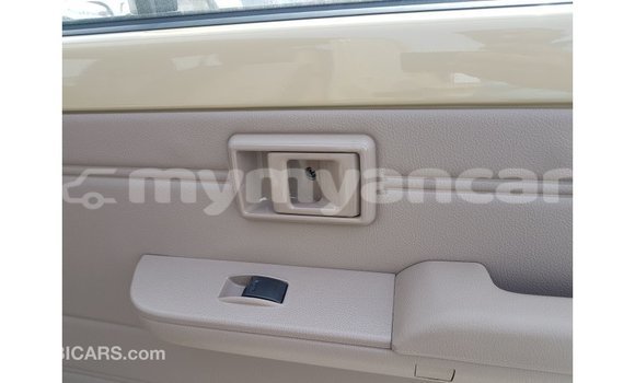 သွင်းကုန် Toyota Land Cruiser Beige ကား Import - Dubai Ayeyarwady သွင်းကုန် Toyota Land Cruiser Beige ကား Import - Dubai Ayeyarwady