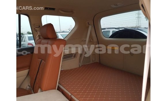 Acheter Import Voiture Toyota Prado Blanc à Import - Dubai, #<Region:0x000000000c5121b8> Acheter Import Voiture Toyota Prado Blanc à Import - Dubai, #<Region:0x000000000c5121b8>
