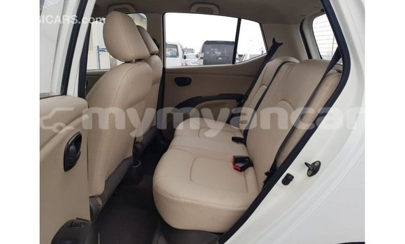 Buy Import Hyundai i10 White Car in Import - Dubai in Ayeyarwady Buy Import Hyundai i10 White Car in Import - Dubai in Ayeyarwady